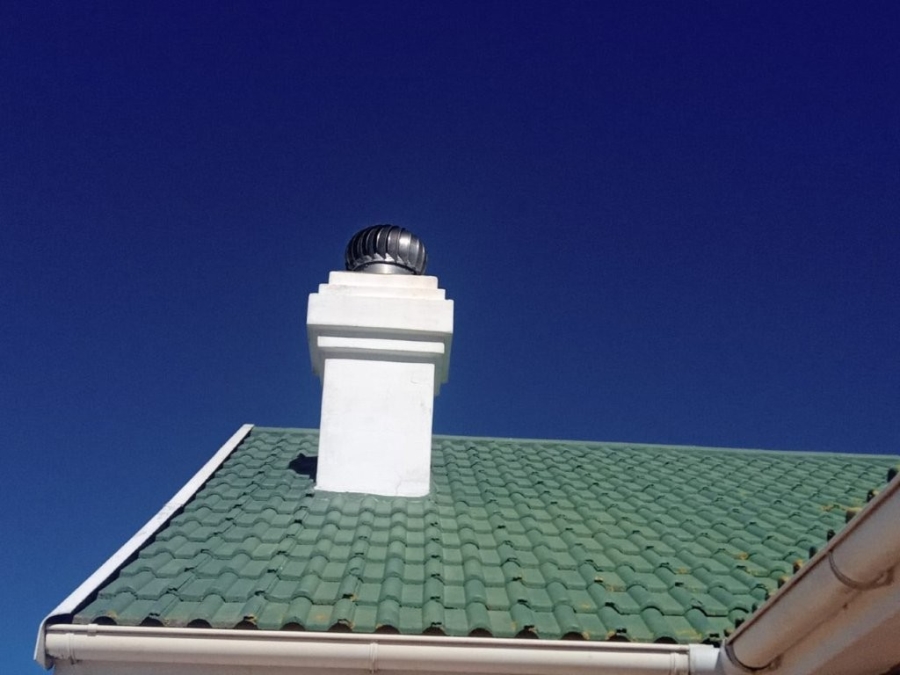 6 Bedroom Property for Sale in Aston Bay Eastern Cape